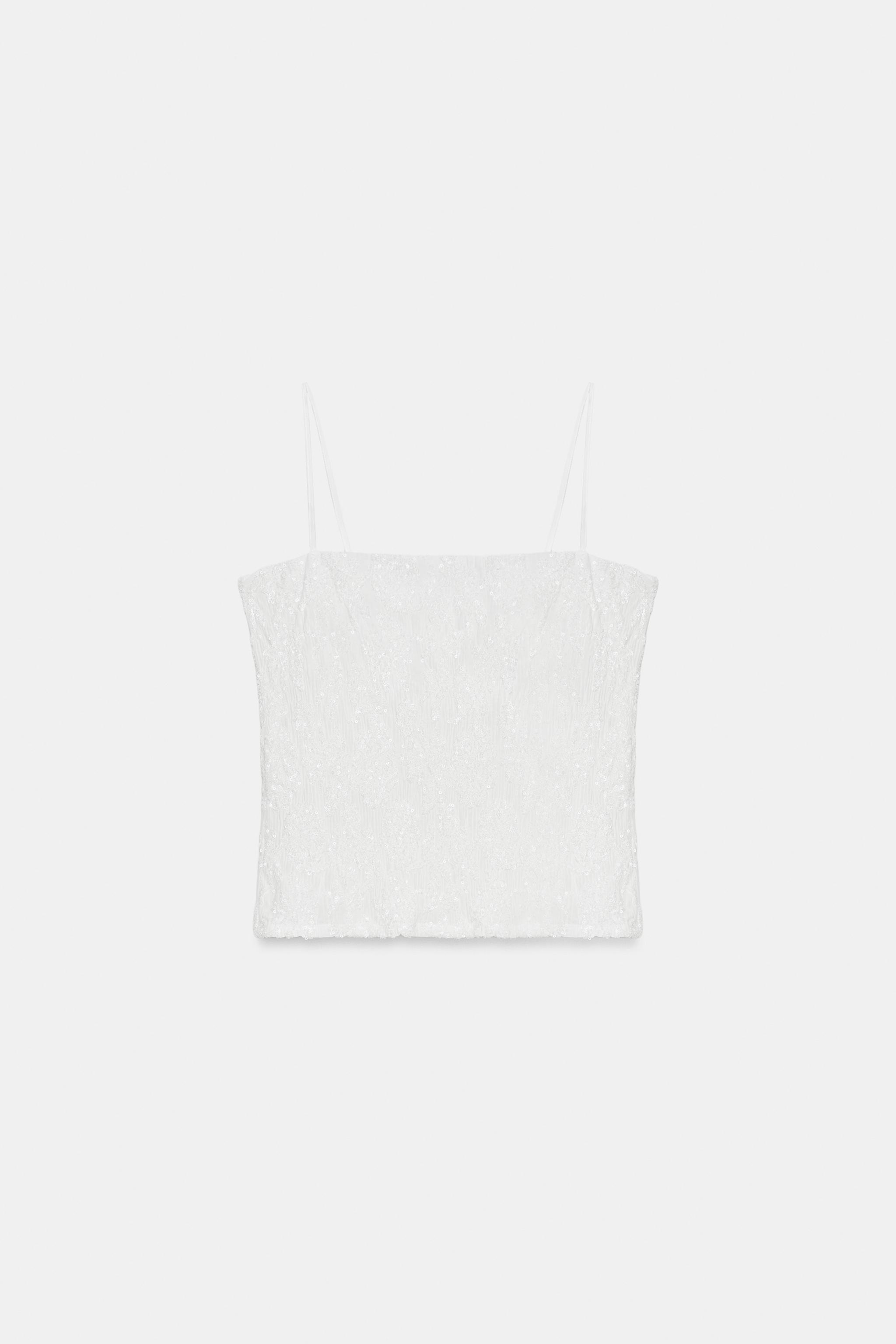 TOP BRODÉ À PAILLETTES